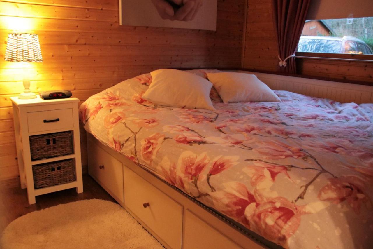 Charme Chalet Zutendaal Zewnętrze zdjęcie